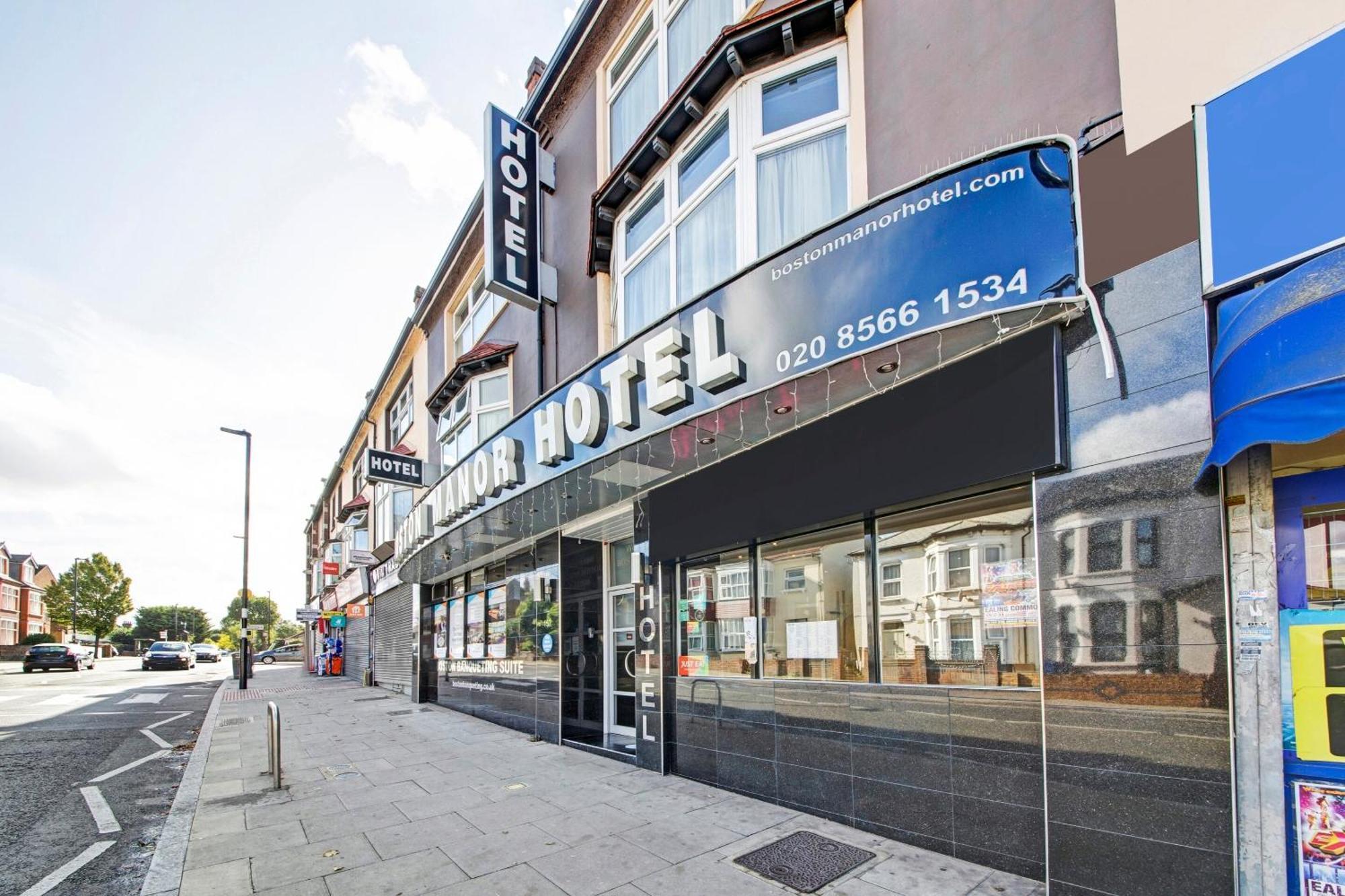 Oyo Bostons Manor Hotel, Hanwell London Greenford  Buitenkant foto
